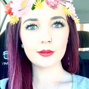 Meet your Posher, Crystal